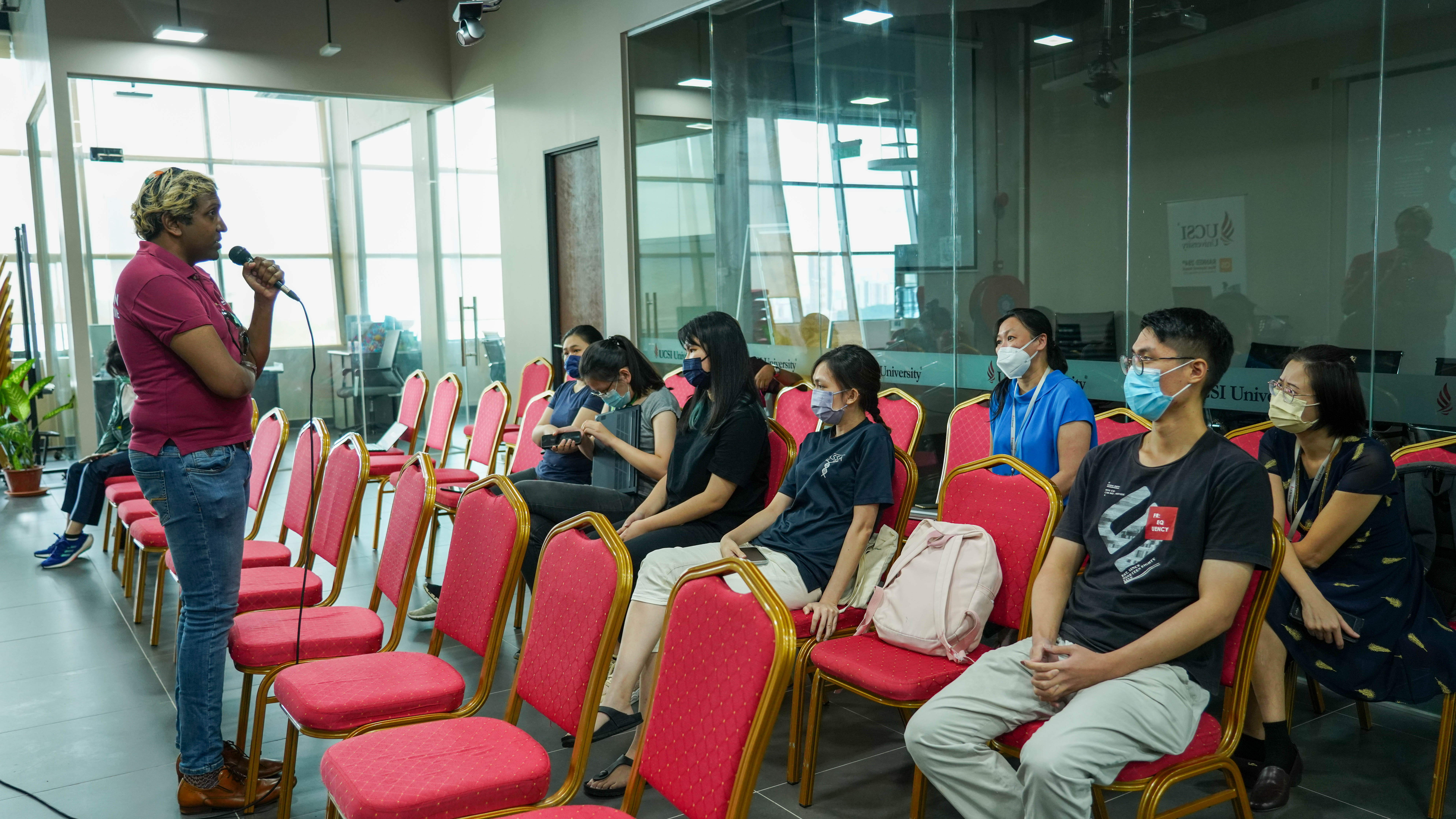 馬來西亞思特雅大學(xué)的就業(yè)服務(wù)