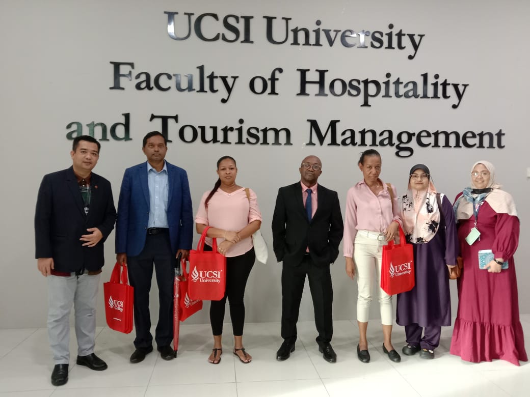 馬來(lái)西亞思特雅大學(xué)獎(jiǎng)學(xué)金